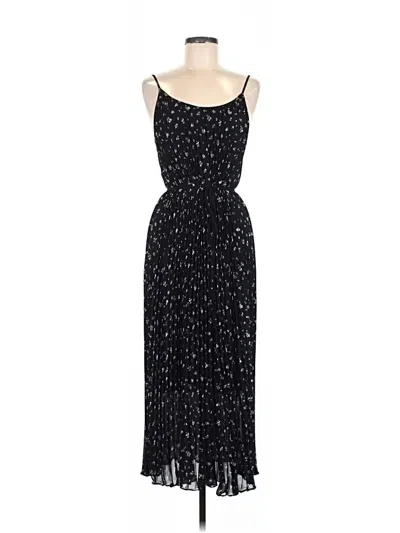 Pre-owned H&m Casual Dress In Black