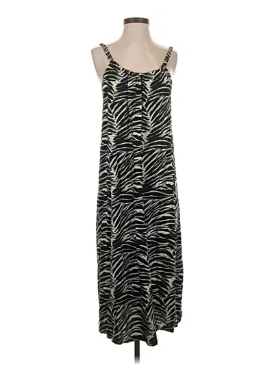 Pre-owned H&m Casual Dress In Black