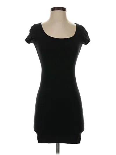 Pre-owned H&m Casual Dress In Black