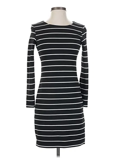 Pre-owned H&m Casual Dress In Black