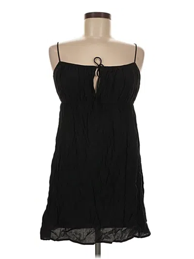 Pre-owned H&m Casual Dress In Black