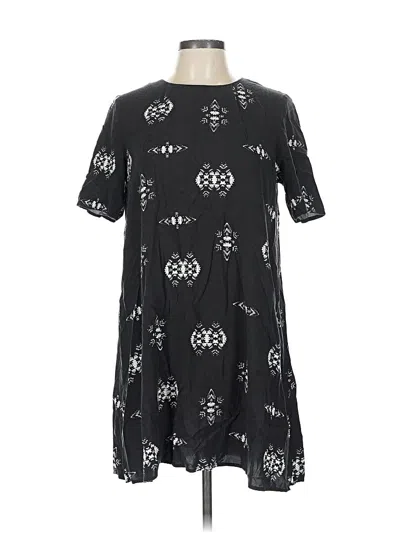 Pre-owned H&m Casual Dress In Black