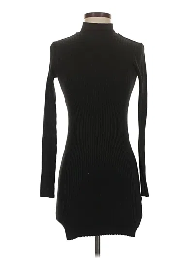 Pre-owned H&m Casual Dress In Black