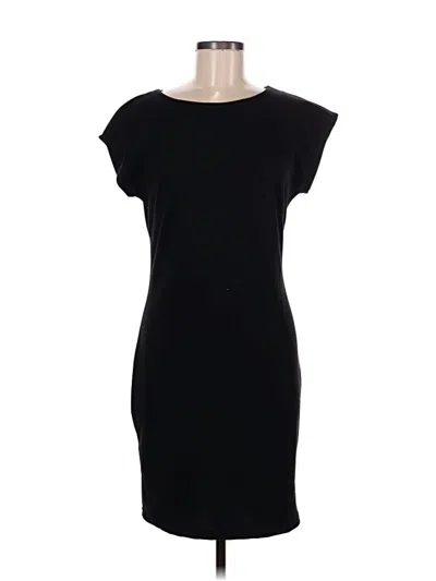Pre-owned H&m Casual Dress In Black