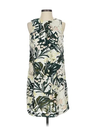 Pre-owned H&m Casual Dress In Green