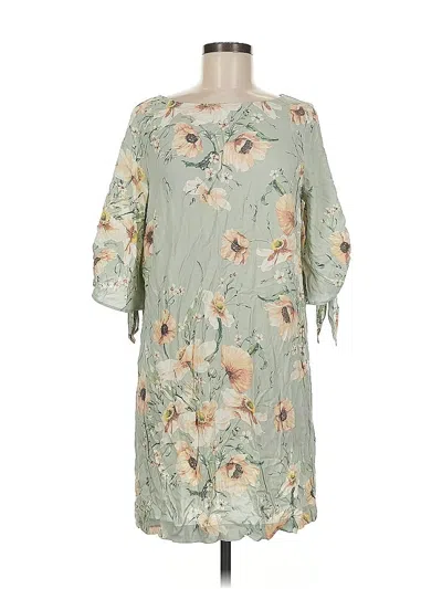 Pre-owned H&m Casual Dress In Green