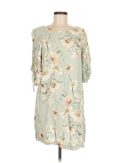 Pre-owned H&m Casual Dress In Green