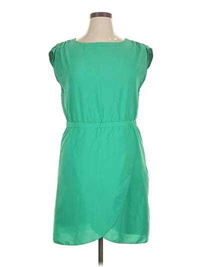 Pre-owned H&m Casual Dress In Green