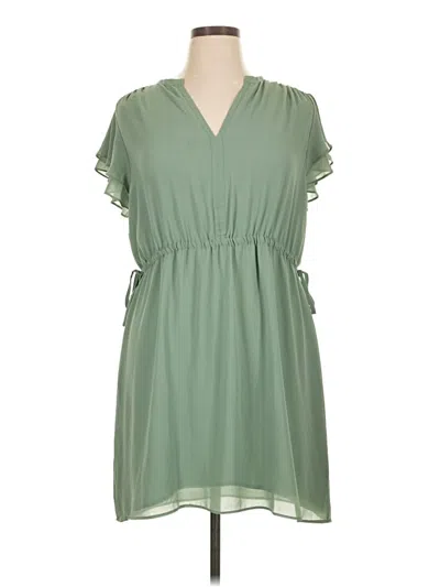 Pre-owned H&m Casual Dress In Green