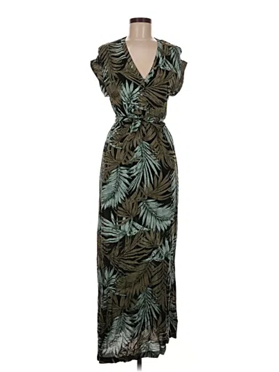 Pre-owned H&m Casual Dress In Green