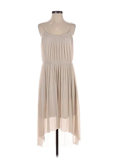 Pre-owned H&m Casual Dress In Ivory