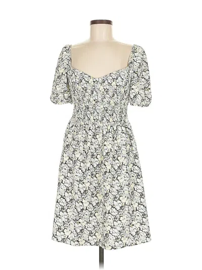 Pre-owned H&m Casual Dress In White