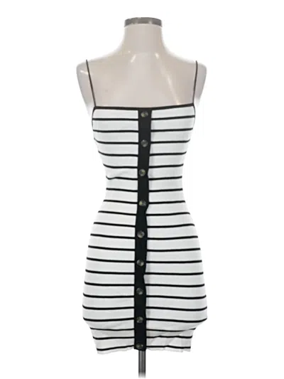 Pre-owned H&m Casual Dress In White