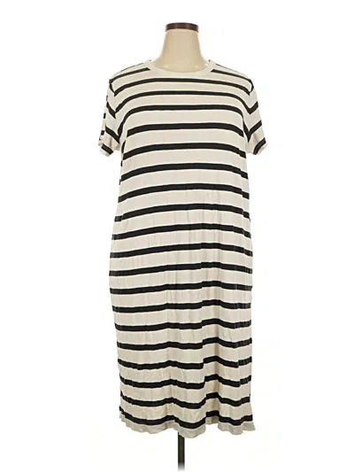 Pre-owned H&m Casual Dress In White