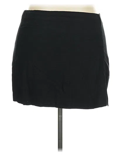 Pre-owned H&m Casual Skirt In Black
