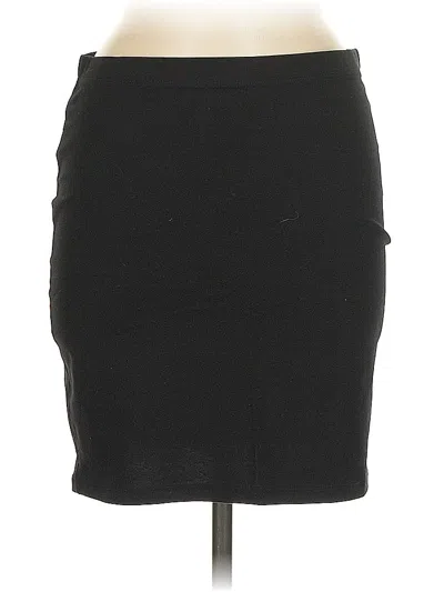 Pre-owned H&m Casual Skirt In Black