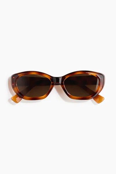 H&m Cat-eye Sunglasses In Brown/tortoiseshell Pattern