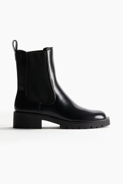 H&m Chelsea Boots In Black