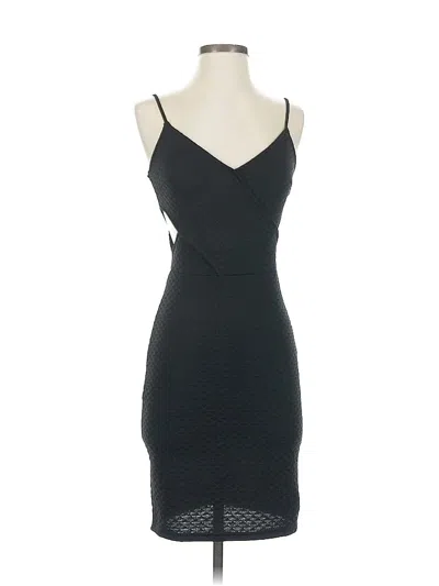 Pre-owned H&m Cocktail Dress In Black