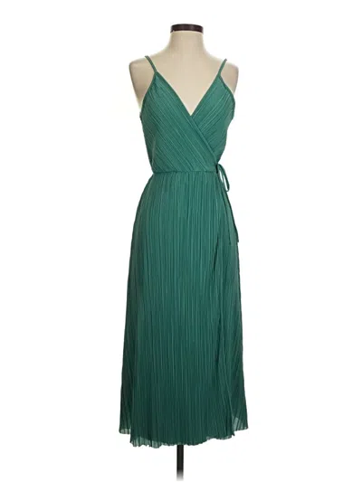 Pre-owned H&m Cocktail Dress In Green