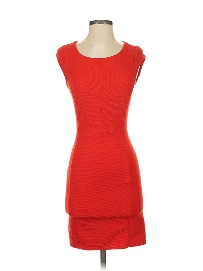 Pre-owned H&m Cocktail Dress In Red