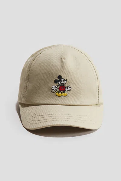 H&m Cotton Cap In Light Beige/mickey Mouse