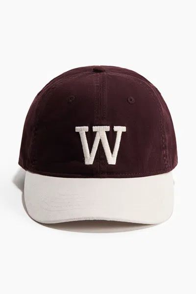 H&m Cotton Cap With Embroidered Motif In Burgundy/w