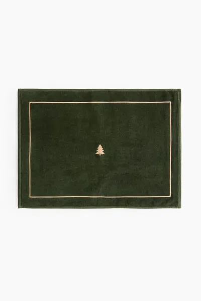 H&m Embroidered Bath Mat In Green