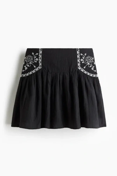 H&m Embroidered Skirt In Black