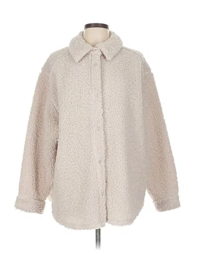 Pre-owned H&m Faux Fur Jacket In White