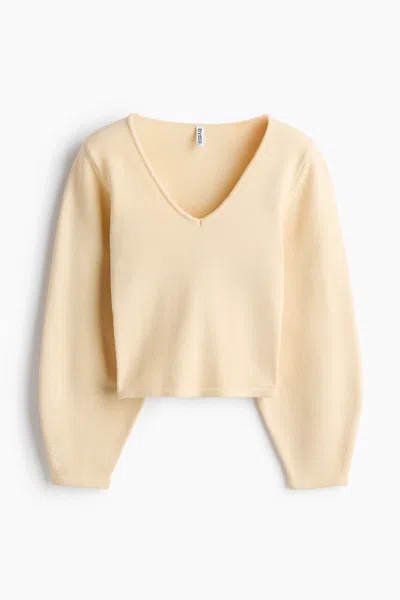 H&m Fine-knit V-neck Sweater In White