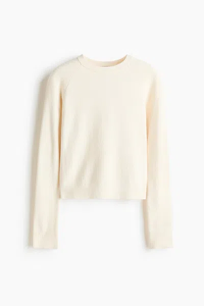 H&m Fitted Sweater In Purple