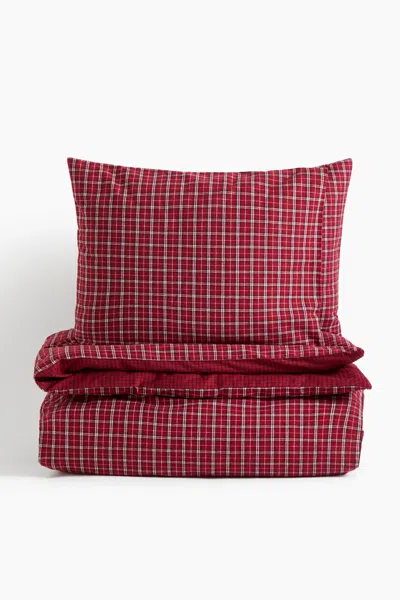 H&m Flannel King/queen Duvet Cover Set In Red