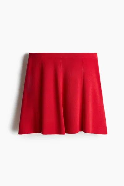 H&m Flared Fine-knit Skirt In Red