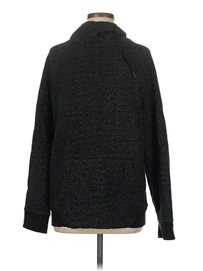 Pre-owned H&m Fleece Jacket In Black