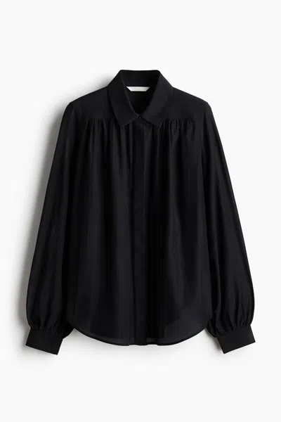 H&m Gathered Blouse In Black