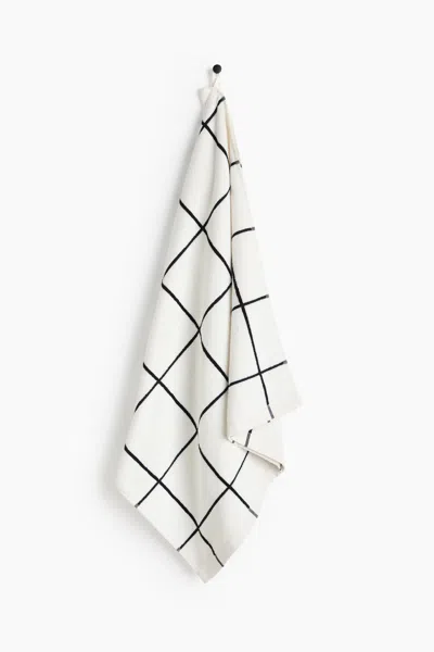 H&m Grid-patterned Bath Towel In White