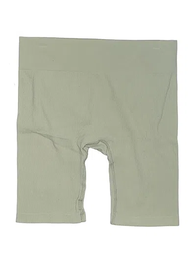 Pre-owned H&m Khaki Shorts In Green