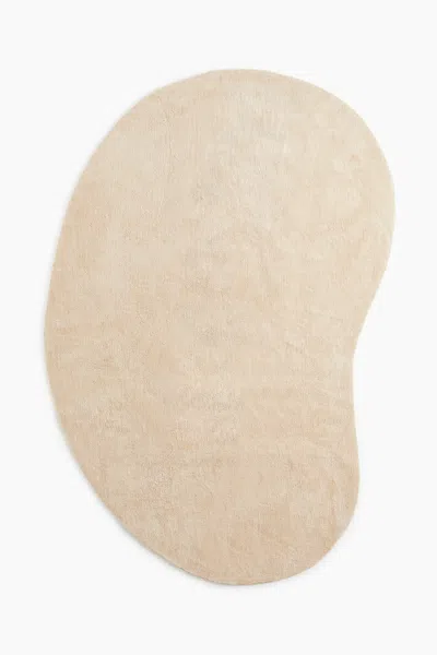 H&m Large Asymmetric Rug In Brown