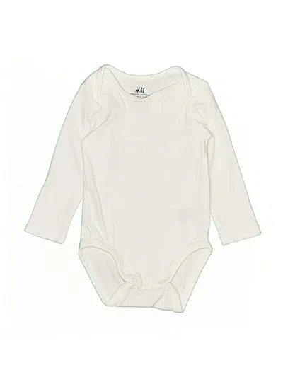 Pre-owned H&m Babies' Long Sleeve Onesie In Ivory