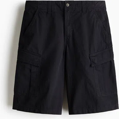 H&m Loose Fit Cotton Cargo Shorts In Black