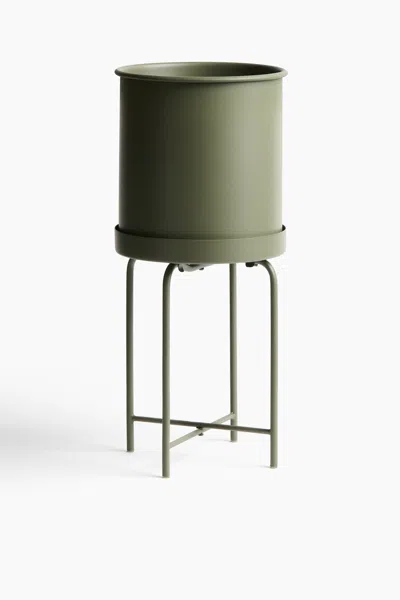 H&m Metal Plant Pot With Stand In Green