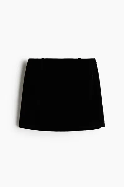 H&m Mini Skirt In Black