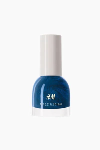 H&m Nail Polish In Veiled Voltage