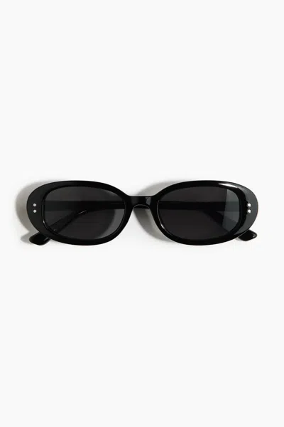 H&m Oval Sunglasses In Black