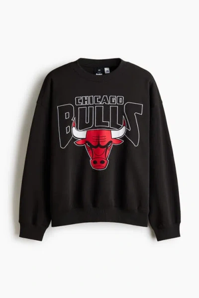 H&m Oversized Printed Sweatshirt In Black
