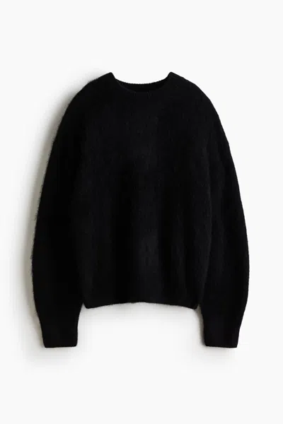 H&m Oversized Wool Sweater In Black