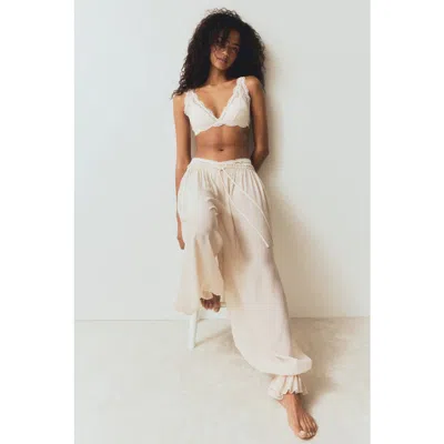 H&m Padded Soft Lace Bra In Neutral
