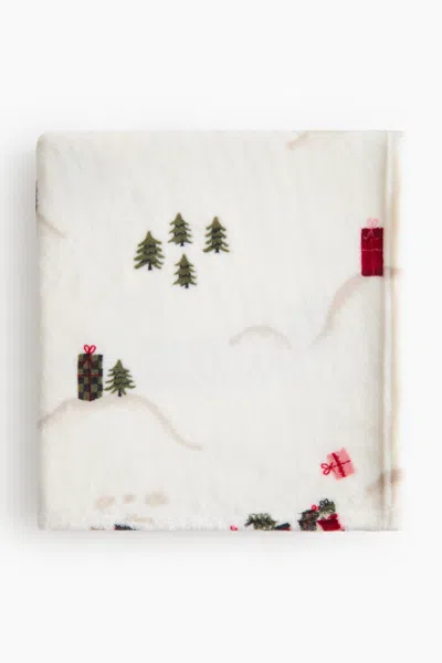 H&m Patterned Fleece Blanket In Multi