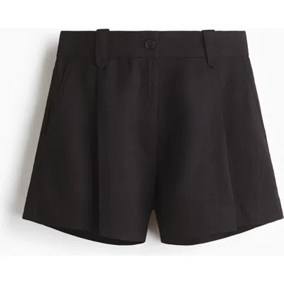 H&m Pleat-front Shorts In Black